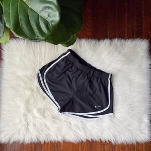 Women’s Nike Running Shorts Black & White Dri-Fit